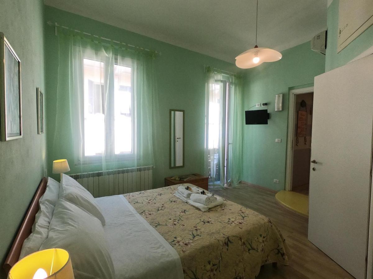 Valerie Hotell La Spezia Exteriör bild